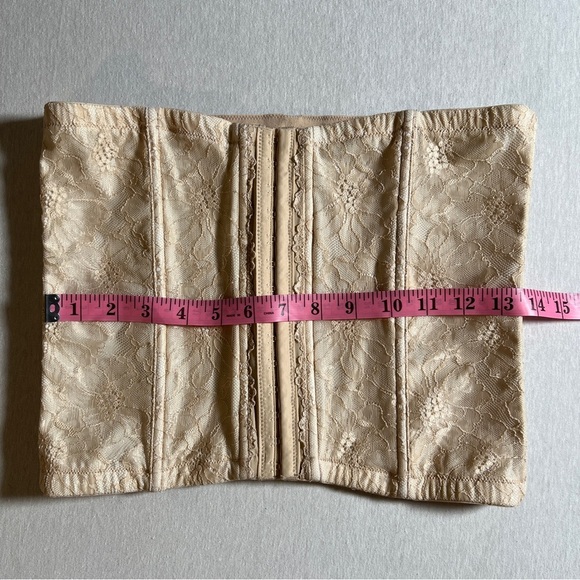 Maidenform Nude XL Hook and Eye Lace Floral Corset - Picture 4 of 9